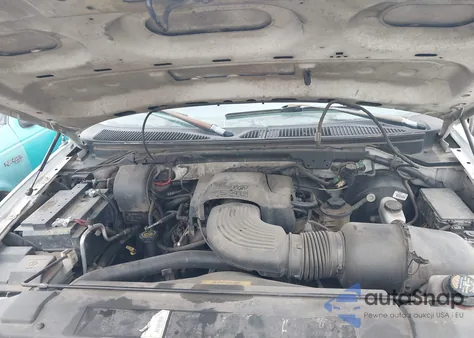 1999 Ford F-150 Lariat/Xl/Xlt from USA, damaged, VIN 1FTRX08L8XKA81765